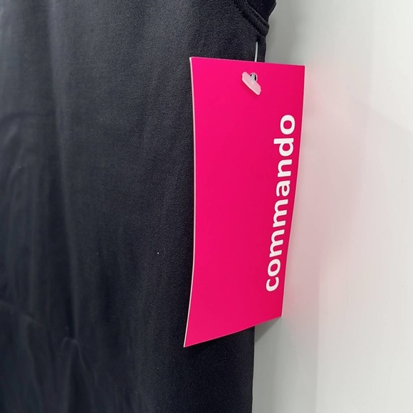 New! Commando Butter Tee Sleeveless Turtleneck - Black - L/XL - Picture 5 of 9